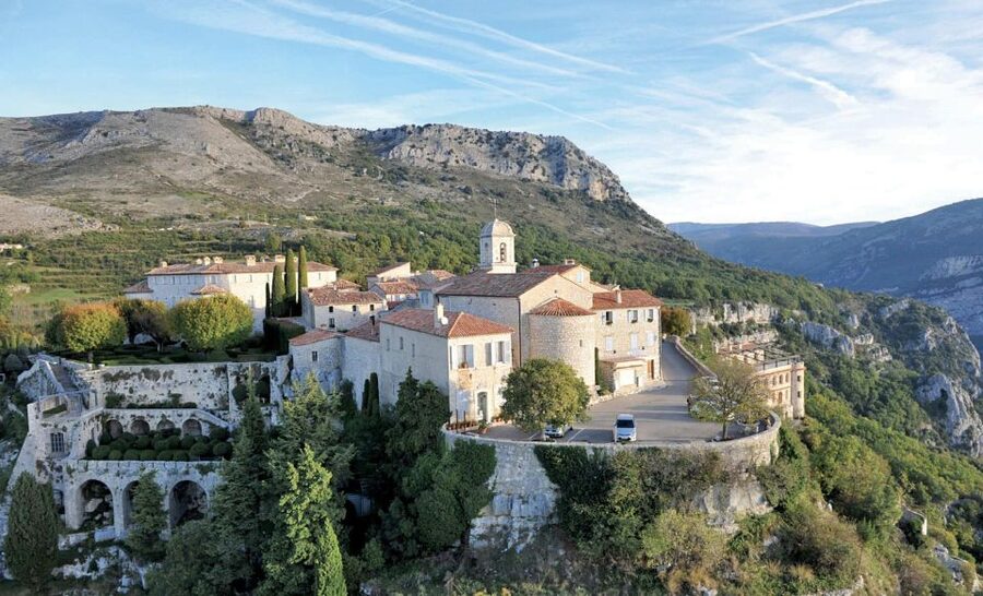 From Nice : Gourdon, St-Paul de Vence, Tourettes & Grasse - What the five-hour schedule really means