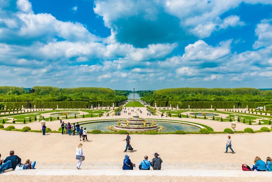 From Paris: Full-Day Guided Tour of Versailles - Meeting the coach in Paris