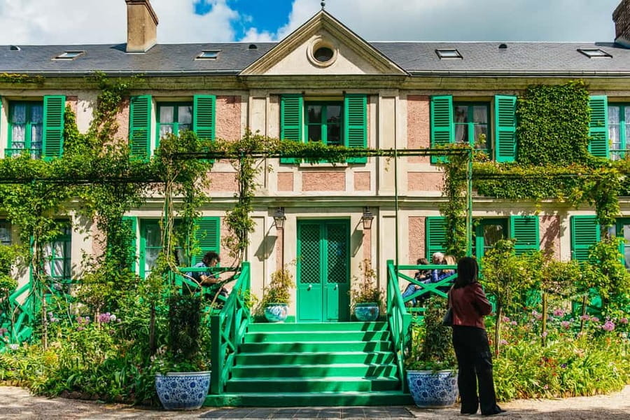From Paris: Giverny, Monet’s House, & Gardens Half-Day Trip - Entering Monet’s house and gardens
