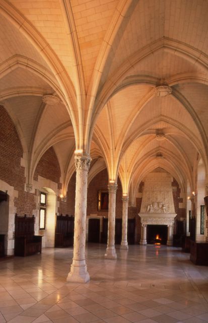 From Paris: Loire Valley Castles Full-Day Tour with Lunch - What the 12-hour schedule feels like
