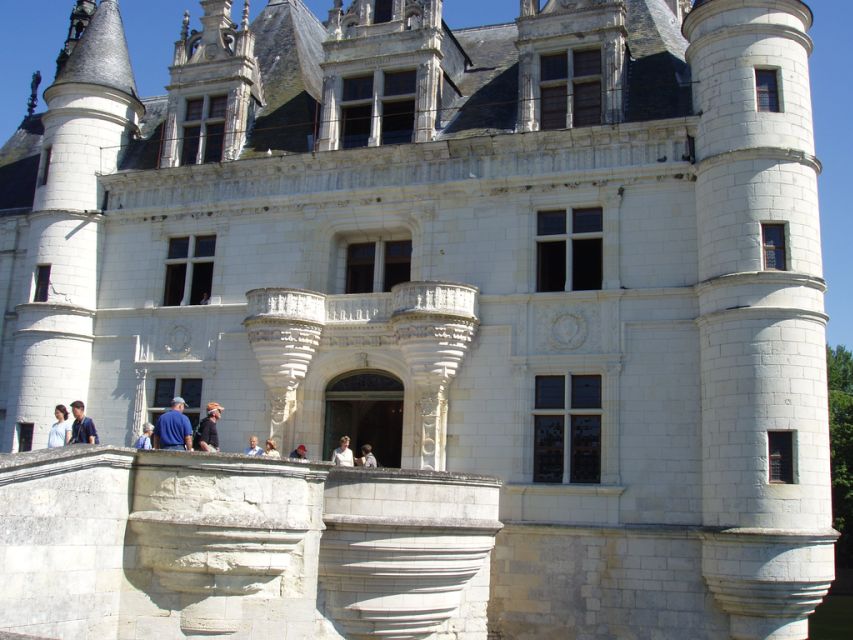 From Paris: Loire Valley Castles Full-Day Tour with Lunch - Is $382 a fair price?