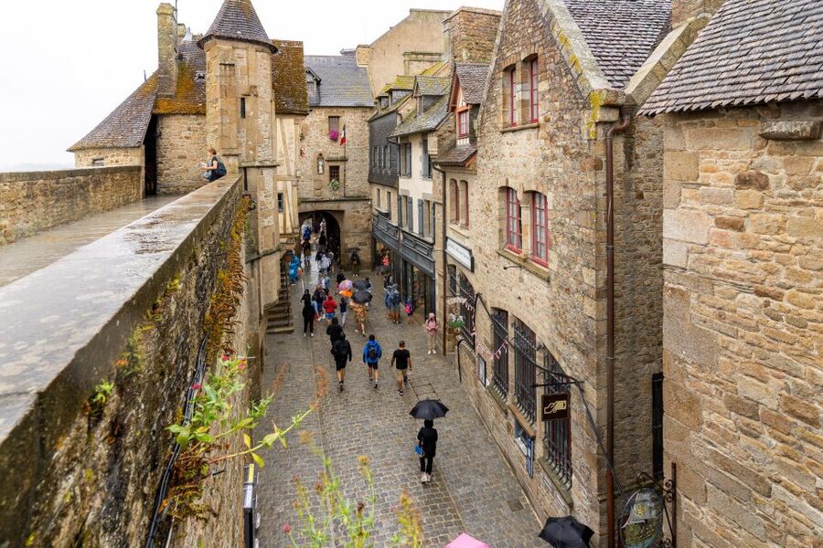 From Paris: Mont Saint Michel Day Trip with a Guide - Four Hours to Choose Your Own Route