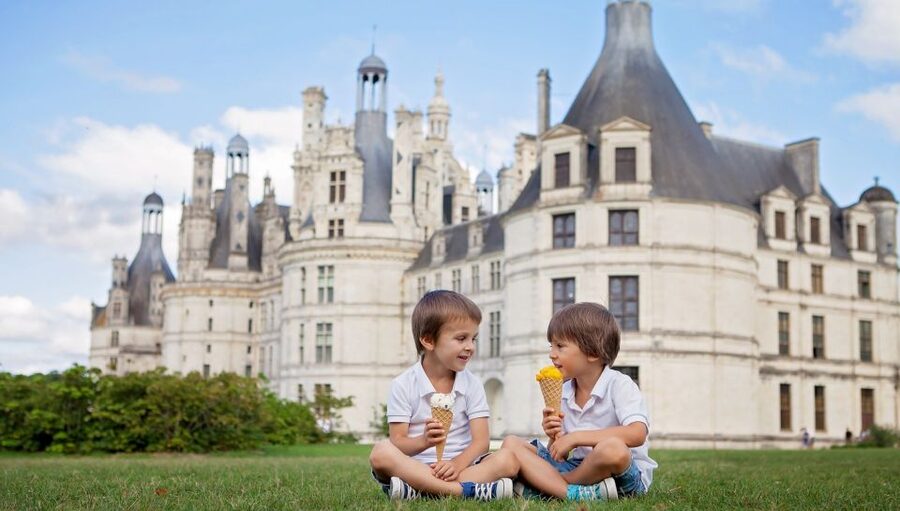From Paris: Mont St Michel and Loire Valley 2 Day Tour - From Cunault and Saumur to Langeais
