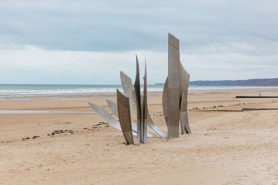 From Paris: Normandy D-Day Landing Beaches Full-Day Tour - Key points to know before booking