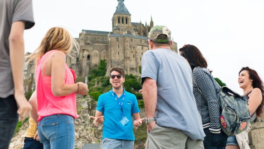 From Paris: Small-Group Mont St Michel Tour & Cider Tasting - Free time among the medieval streets