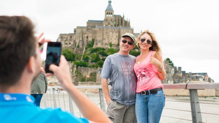 From Paris: Small-Group Mont St Michel Tour & Cider Tasting - A brief stop in Avranches