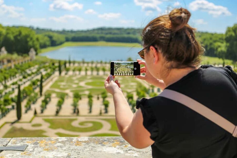 From Paris: Versailles Guided Tour with Skip-the-Line Entry - Inside the palace: the rooms that matter most