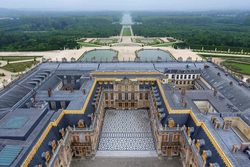 From Paris: Versailles Palace and Gardens with Transfer - Who should book this Versailles experience?