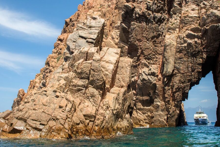 From Porto: Boat tour to the Calanches of Piana & Capo Rosso - A quiet ride across the Gulf of Porto