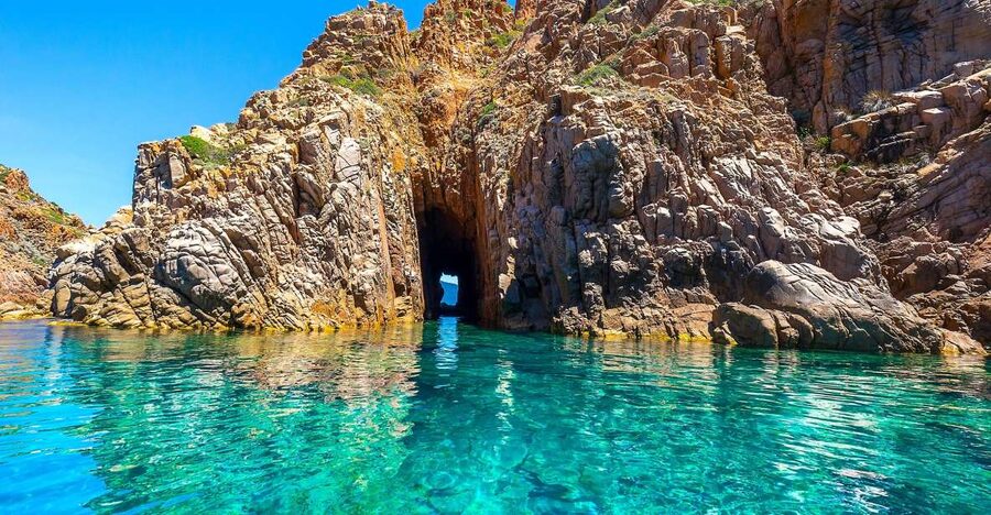 From Porto, Corsica: Piana Creeks Cruise - The 90-minute route from the dock to the creeks