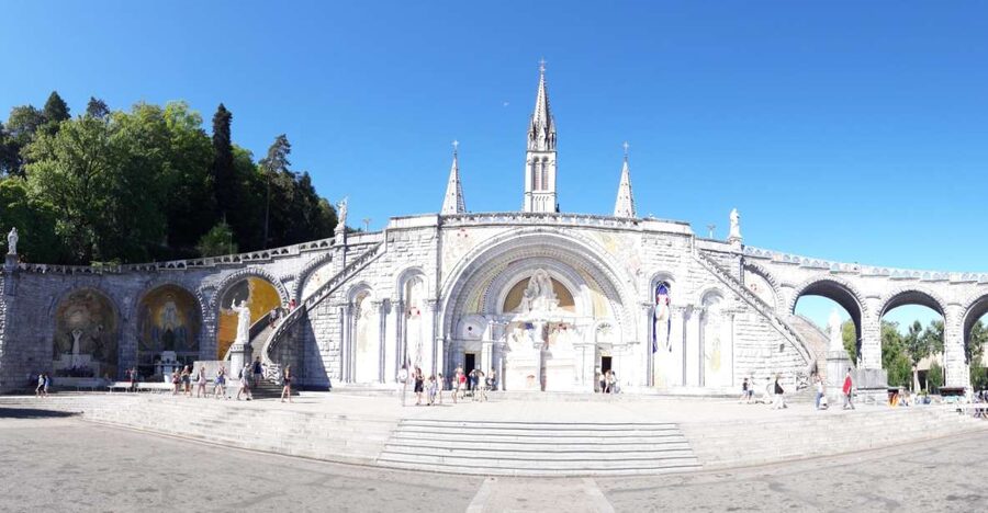 From San Sebastian: Lourdes Private Full-Day Tour - Bernadette’s house and the story behind the site