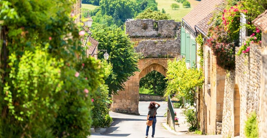 From Sarlat: Beynac & Domme Tour & Dordogne Boat Ride - Why this half-day tour works