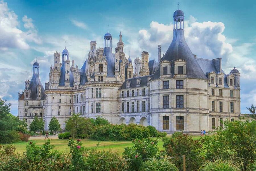 From Tours/Amboise: Chenonceau & Chambord Chateaux Day Trip - Amboise gives the day a useful pause