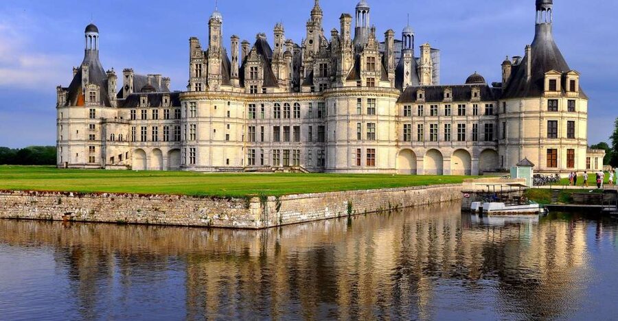 From Tours: Chenonceau and Chambord Castles Guided Tour - Chambord: grand scale and the famous staircase