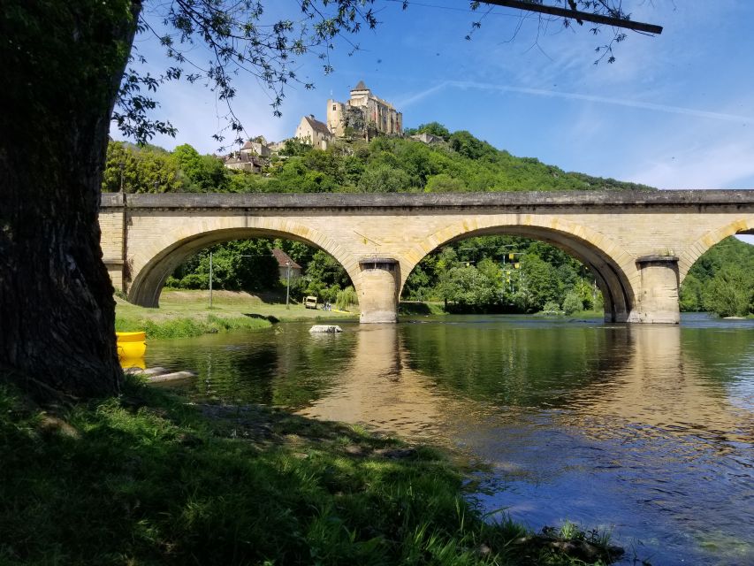 From Vitrac: Dordogne River Canoe Rental - La Roque-Gageac: your first major stop