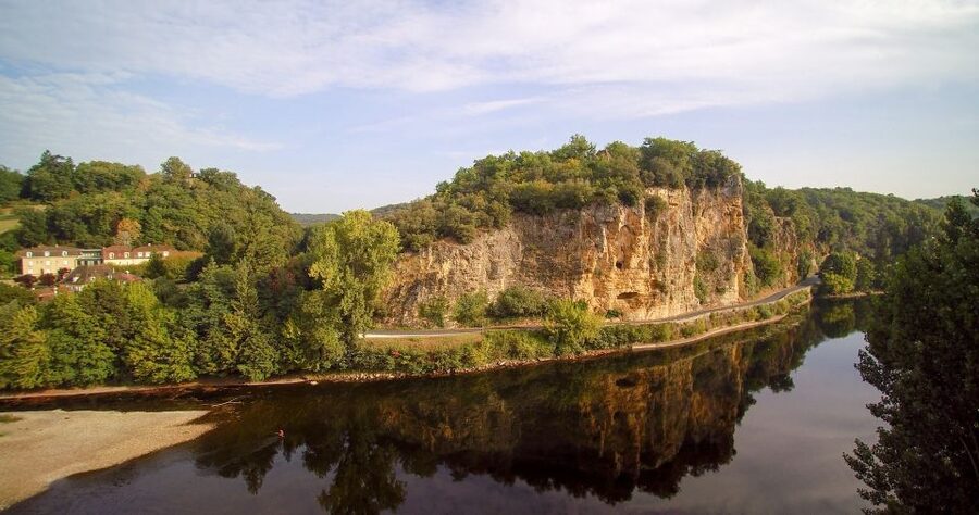 From Vitrac: Dordogne River Canoe Rental - The staff and return shuttle
