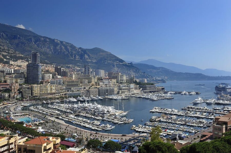 Full-Day Small Group Tour to Monaco and Eze - What the small-group van adds