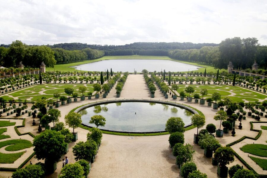 Gardens of Versailles Walking Tour & Palace Entry - What to bring and what to leave behind