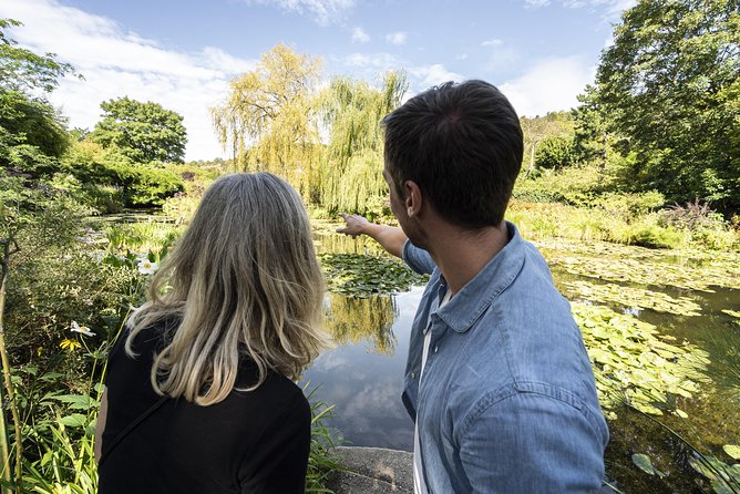 Giverny and Versailles Small Group Day Trip from Paris with Lunch - Who should book this day trip?