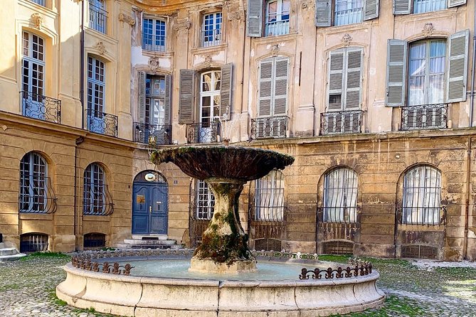 Gourmet & Cultural Tour Aix En Provence English / Espanol - Forum des Cardeurs and the cathedral quarter