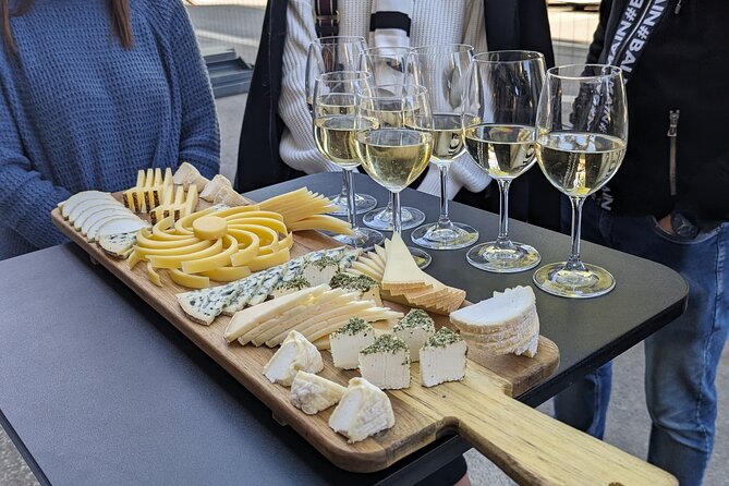 Gourmet tour of Presqu’île & Vieux Lyon 4 hours - meal included - Saint John Cathedral is a fitting finish