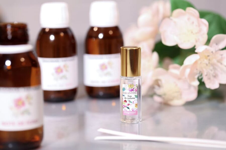 Grasse: Perfume Making Class and Fragonard Factory Tour - Who should book this experience?