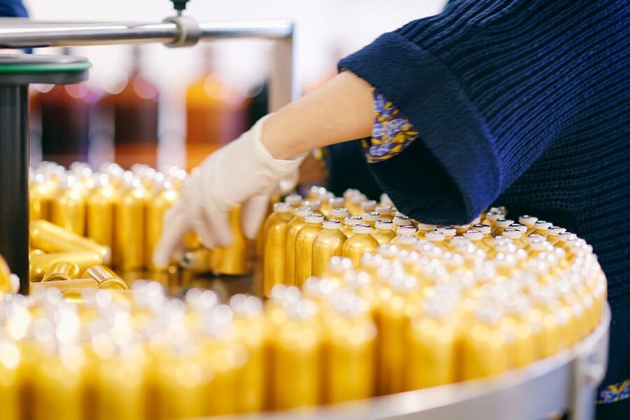 Grasse: Perfume Making Class and Fragonard Factory Tour - Learning the olfactive pyramid