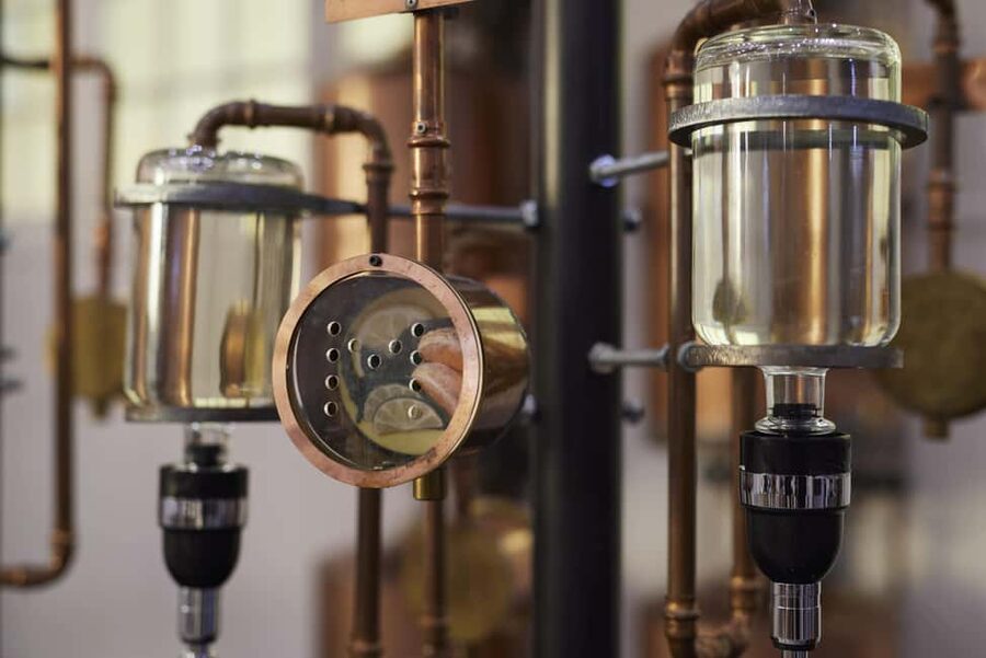 Grasse: Perfume Workshop - What happens at the perfume bar