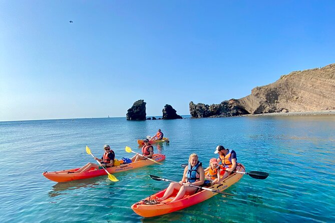 Guided sea kayak trip in Cap d’Agde - The snorkeling possibility