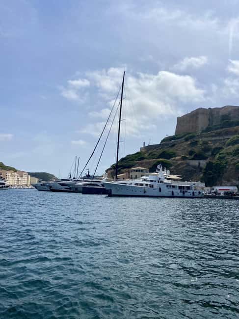 Half-day: discover the Lavezzi islands and the cliffs of Bonifacio - Lavezzi’s wild rocks and clear water