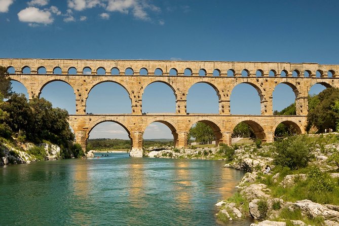 Half Day Pont-du-Gard, Uzès, Nîmes Tour from Avignon - Who should book this half-day tour?