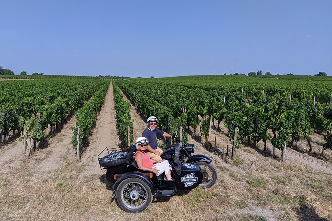 Half-day private tour in Saint-Emilion in a sidecar - Planning the half-day well