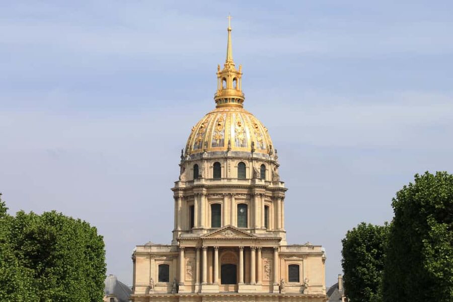 Highlights of Paris Bike Tour in English or Dutch - The Louvre Museum Without Losing the Day