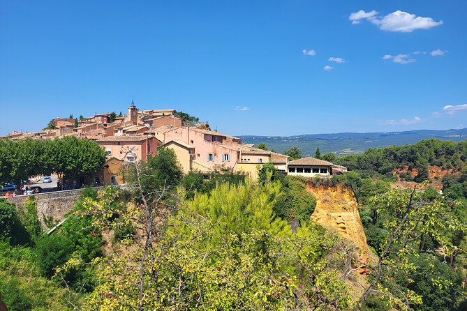 Highlights of Provence in one day - Roussillon and the ochre villages