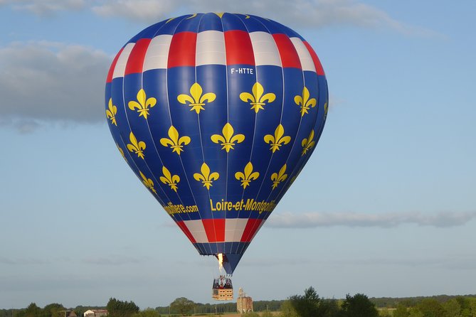 Hot Air Balloon Flight over the castle of Chenonceau / France - Price and what the $277.05 covers