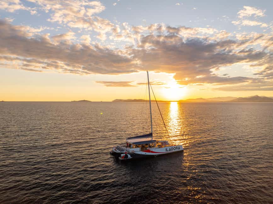 Hyères : Sunset Catamaran Cruise to Giens Peninsula - Key points at a glance