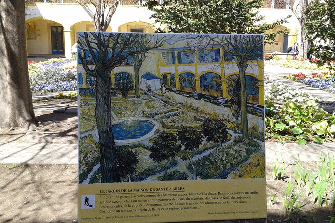 In the footsteps of Van Gogh in Provence from Avignon - Place du Forum and the Café La Nuit setting