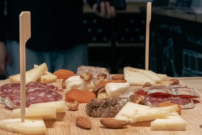 Introduction to Bordeaux wines paired with cheeses & charcuterie - Cheese, charcuterie, and the limits of the pairing
