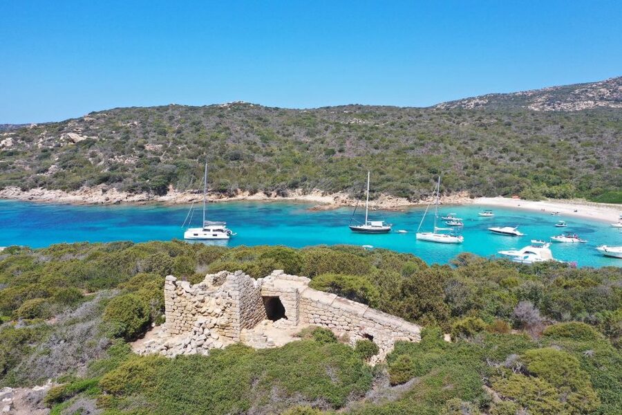 Journée bateau PLAGES, CRIQUES,CALANQUES sauvages - Morning route past Tivella and Conca Bay