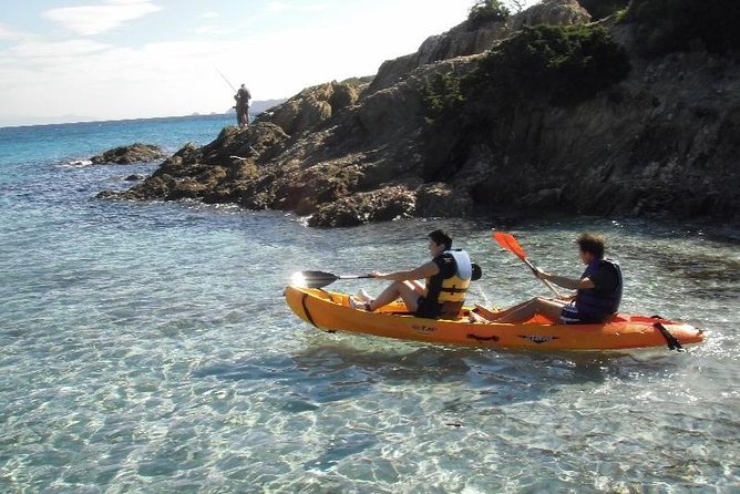La Ciotat Private Kayak Rental in the Calanques National Park - Île Verte and the island option
