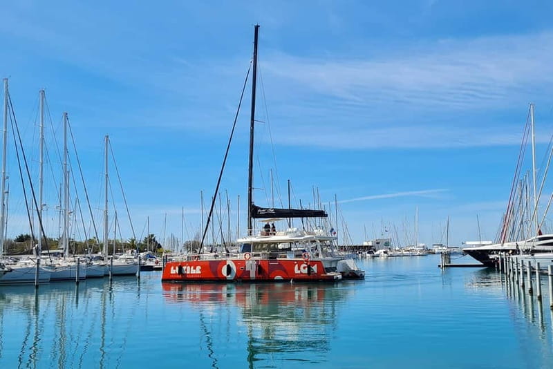 La Grande Motte: Le Grau-du-Roi Bay Catamaran Cruise - Finding your best seat on the catamaran