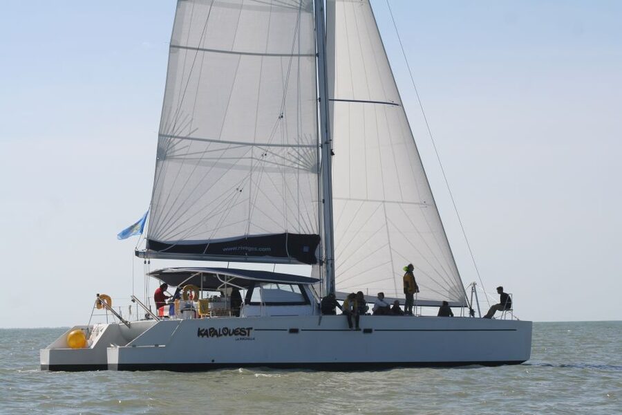 La Rochelle: Coastline Sailing Cruise - Setting out from La Rochelle’s old harbor