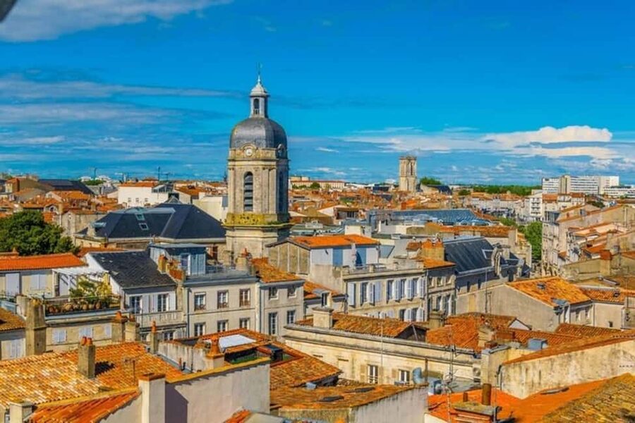 La Rochelle : Private Custom Walking Tour With a Local Guide - Key points at a glance