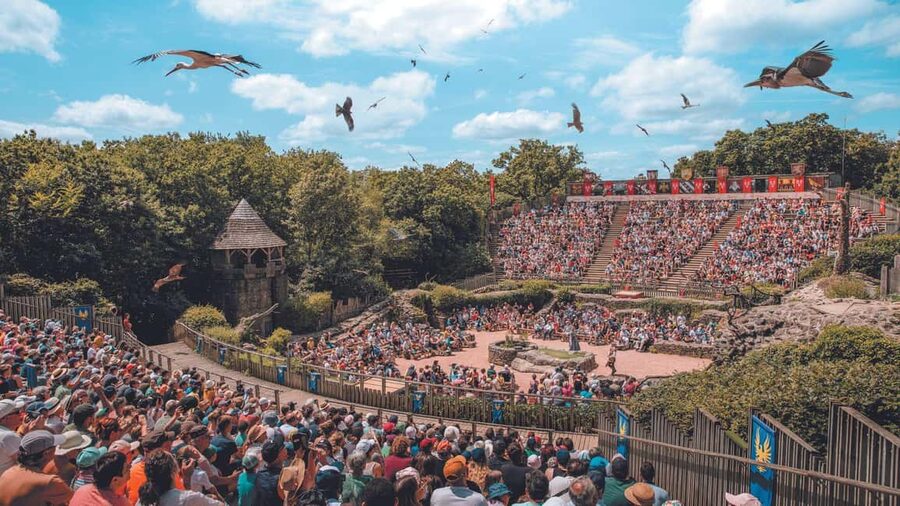 Les Epesses: Puy du Fou Theme Park 1-Day Entry Ticket - Why Puy du Fou feels different from a normal theme park
