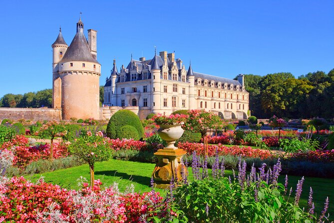 Loire Valley Castles Day Trip from Paris with Complementary Wine - Chenonceau: the elegant castle over the Cher