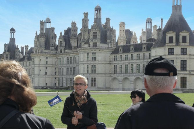 Loire Valley Castles Day Trip from Paris with Complementary Wine - What the complimentary wine tasting is really like