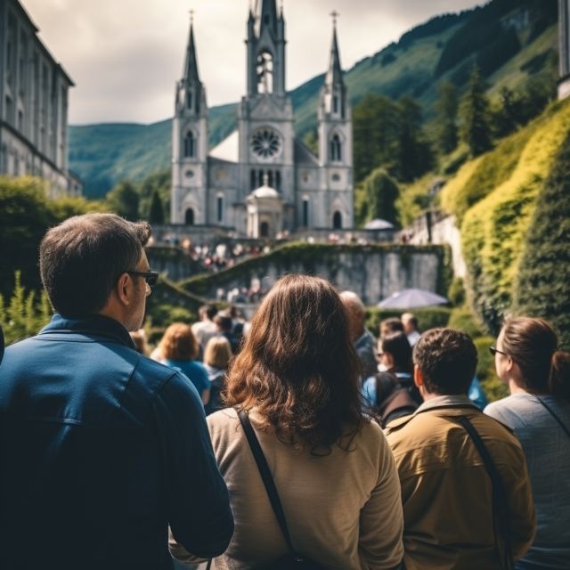 Lourdes: Sanctuary Guided Walking Tour - The Grotto and the story of Bernadette