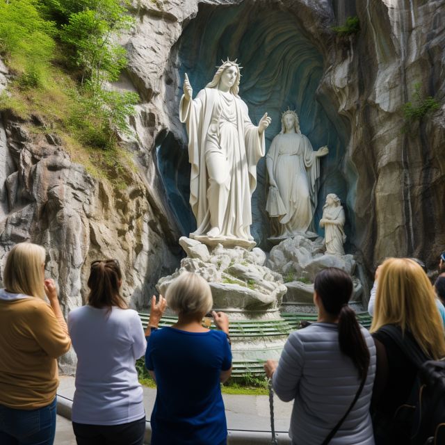 Lourdes: Sanctuary Guided Walking Tour - What the guide adds to the experience