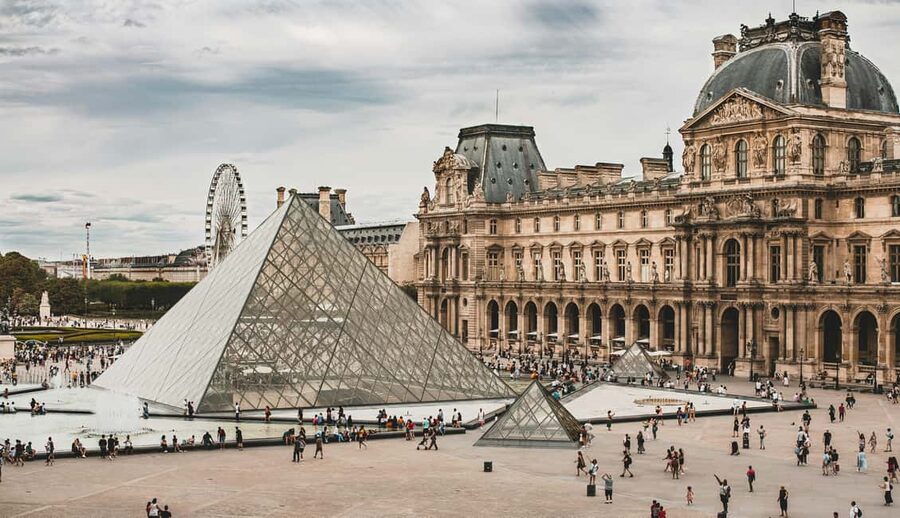 Louvre & Mona Lisa Small Group Tour with Reserved Entry - Royal rooms, Napoleon, and the building’s past