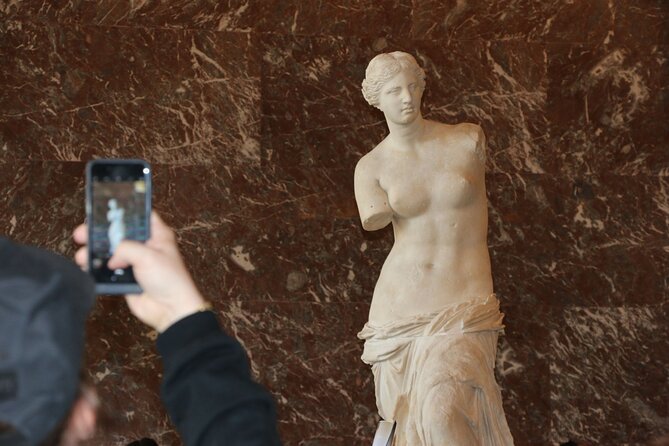 Louvre Museum Access Guided Tour with Mona Lisa - The crown jewels in the Galerie d’Apollon